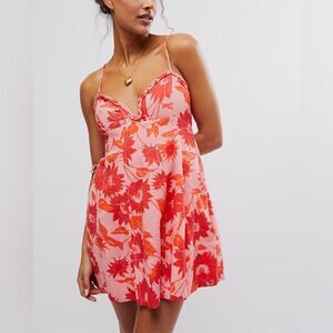 Free People Altura Floral Printed Mini Dress in Strawberry Lemonade Size Large